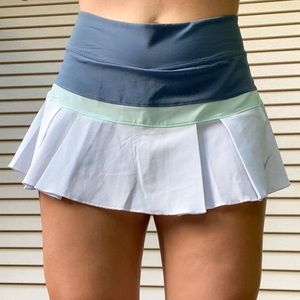 Super cute vintage Nike tennis skirt 💕